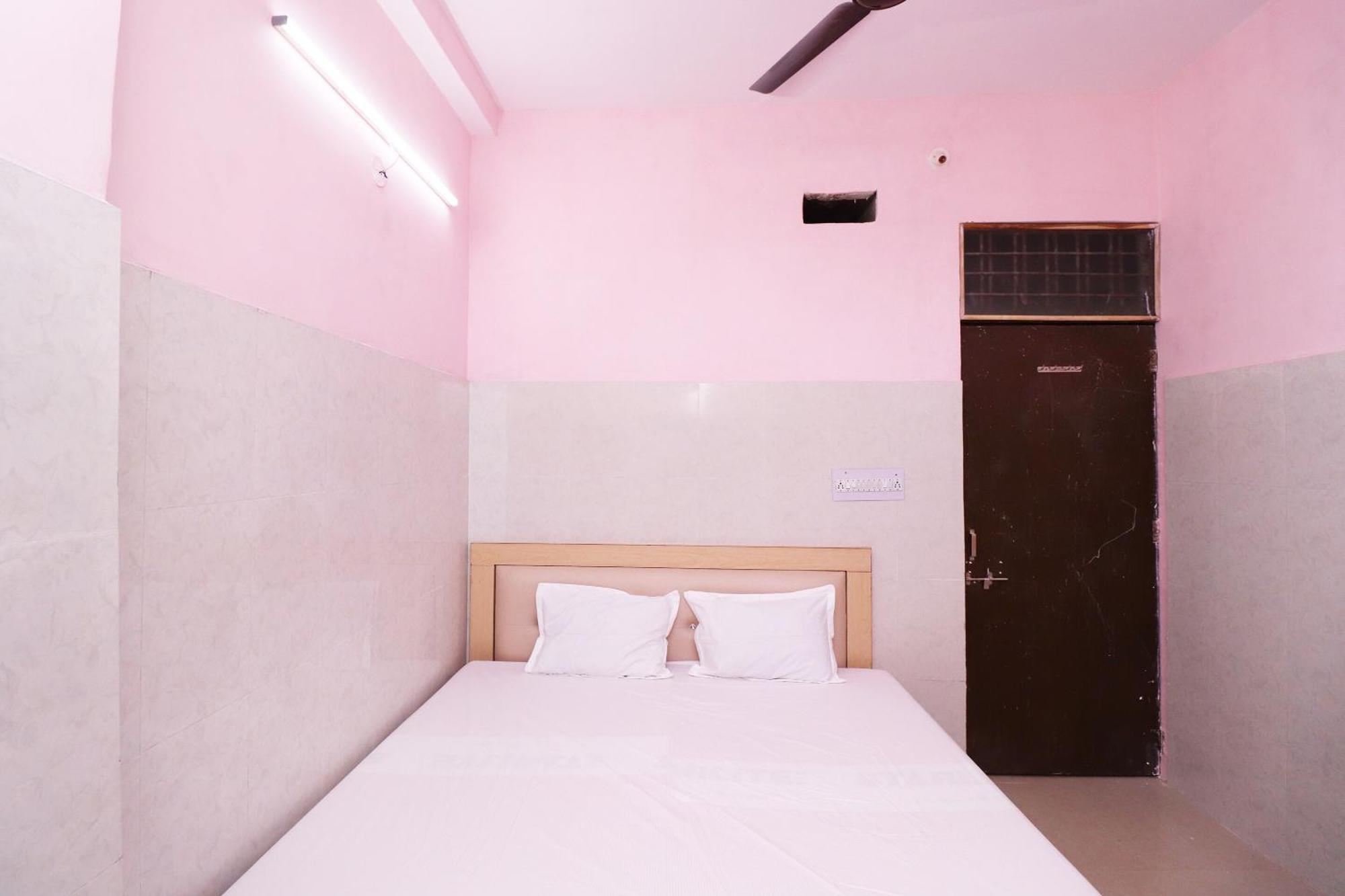 Hotel Kshama Jabalpur Eksteriør billede