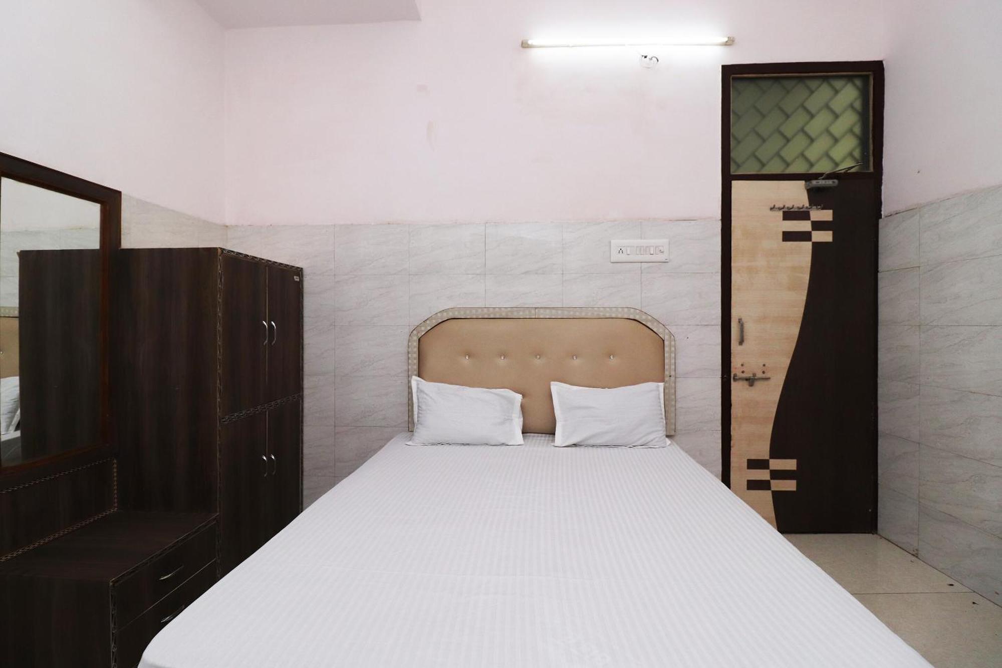 Hotel Kshama Jabalpur Eksteriør billede