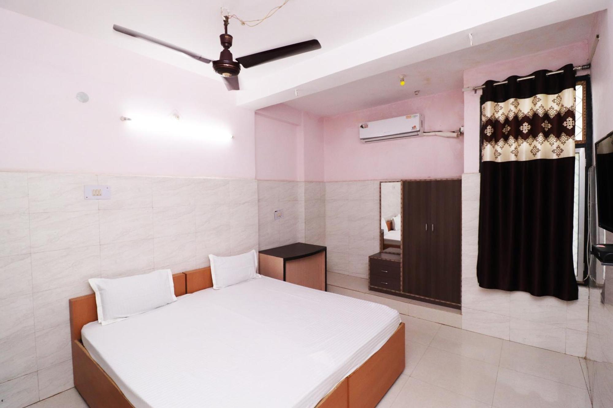 Hotel Kshama Jabalpur Eksteriør billede